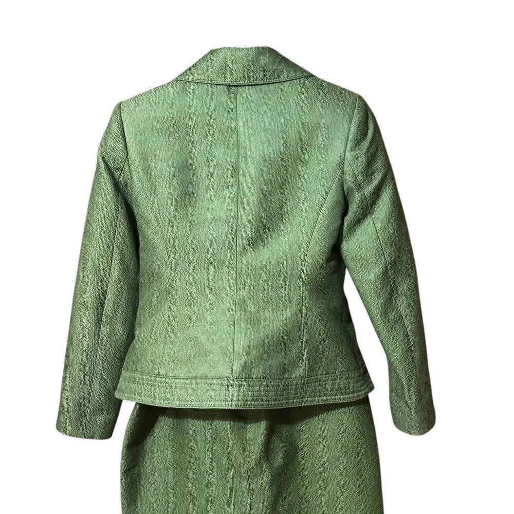 Elegant Albert Nipon Green Blazer and Skirt Ensemble Size 6